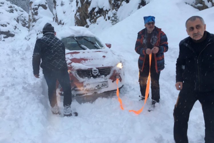 Artvin'de çığ düştü