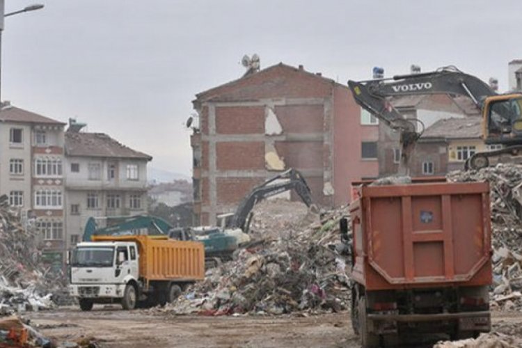 AFAD: ''Elazığ ve Malatya'da iyileştirme çalışmaları devam ediyor''