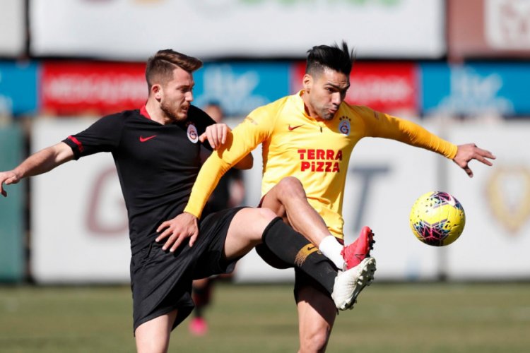 Galatasaray'da Falcao takımla çalışmalara başladı