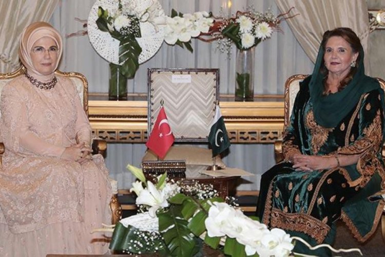 Emine Erdoğan'dan ev sahipliği için Alvi'ye teşekkür