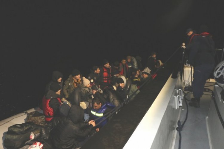 44 kaçak göçmen yakalandı