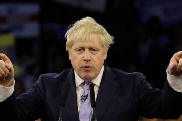 Johnson kabinede kısmi değişikliğe gitti