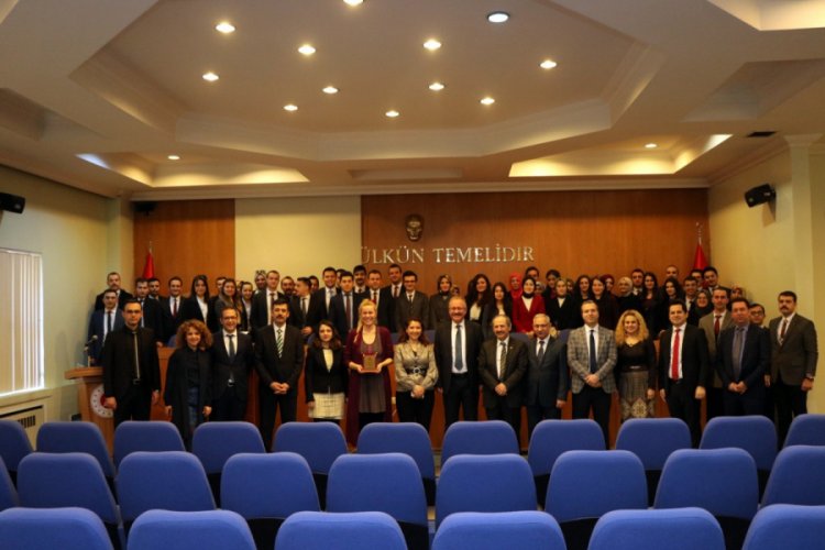 Bursa'da hakim ve savcı adaylarına 'duygu yönetimi' semineri