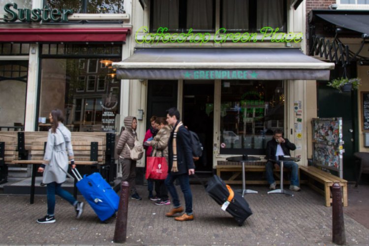 Amsterdam'dan turistlere karşı yeni hamle