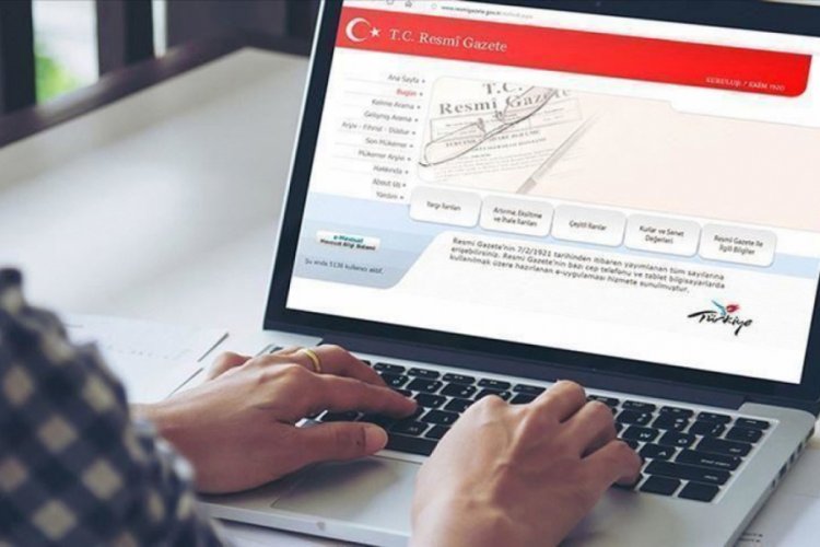Sigortacı bilgilendirme yükümlülüğünü kalıcı veri saklayıcısıyla yerine getirebilecek