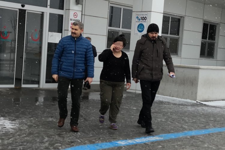 Cezaevinden yeni çıkan adam eşini bıçakladı