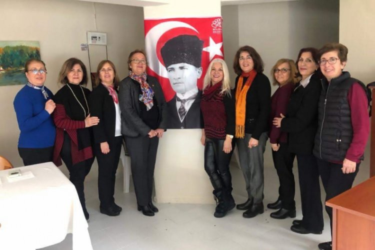 Bursa'da yardımseverler sandık başına gitti