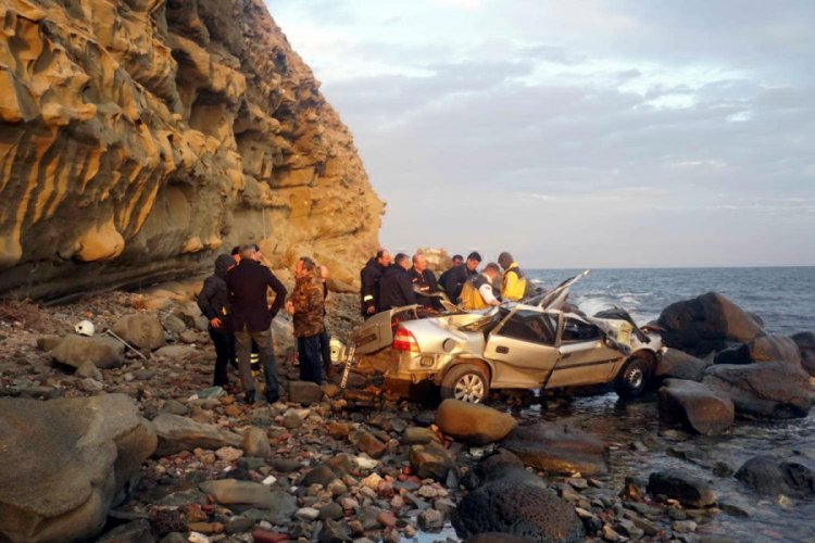 Üvey kızına istismar sanığı, tahliyenin ardından otomobilini ölüme sürdü
