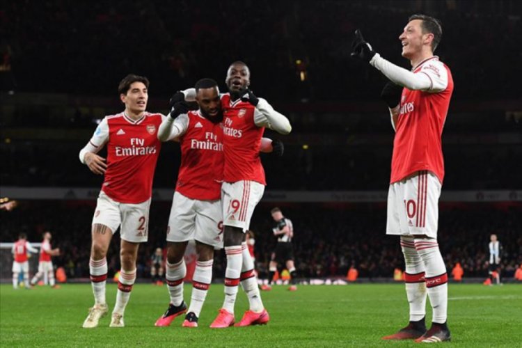 Arsenal, Newcastle United'ı 4-0 yendi