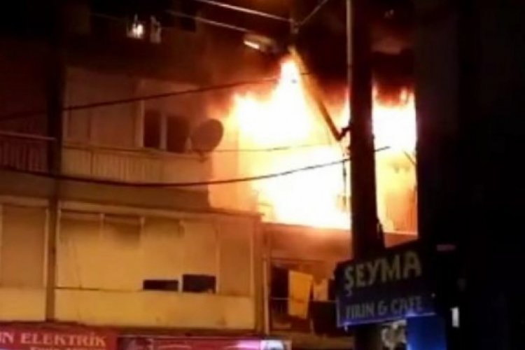 İzmir'de ev alev alev yandı