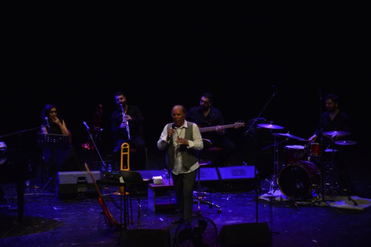 Caz sanatçısı Fatih Erkoç, Bursa'da konser verdi