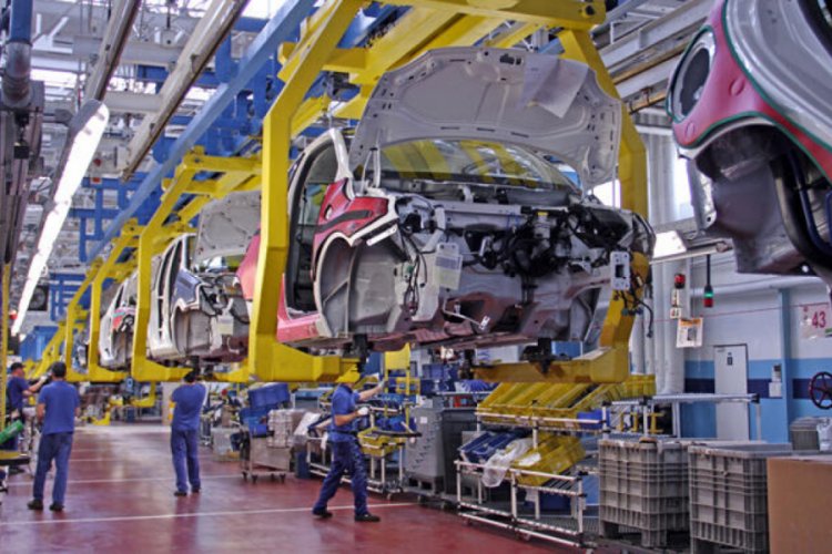 Otomobil üreticileri Çin'de işbaşı yaptı