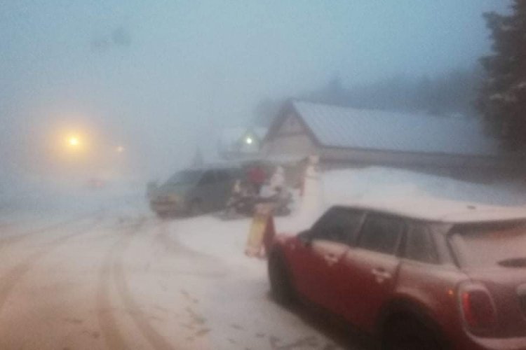 Bursa Uludağ'da kar yağışı sürprizi