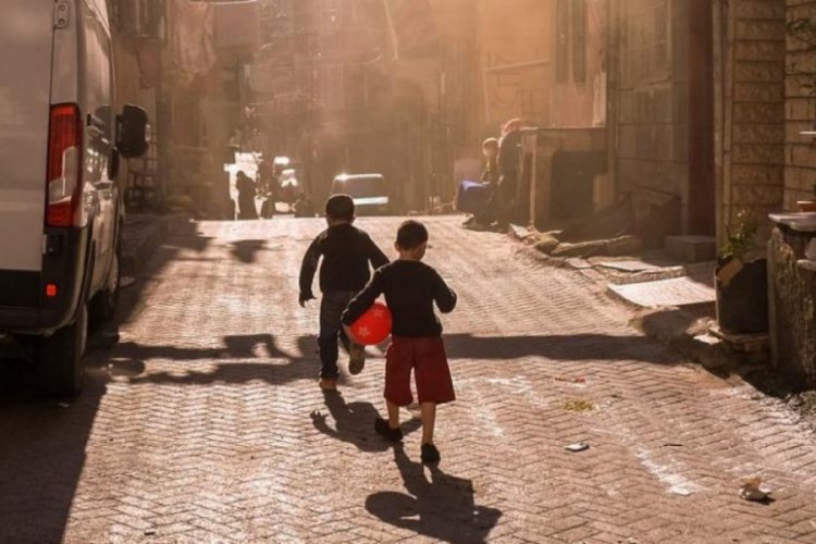 İBB, çocuk yoksulluğunu araştırdı