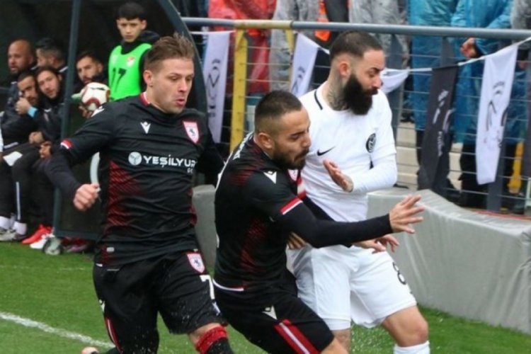 Manisa Futbol Kulübü'nde 3 oyuncu kadro dışı