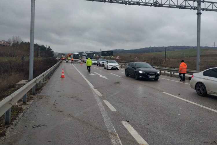 Bursa İnegöl'de trafik kazası: 3 yaralı