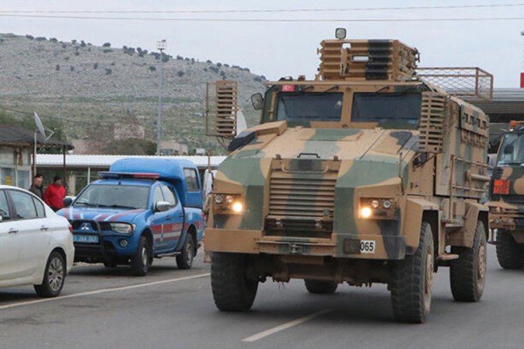 İdlib'den askeri araçlar geldi