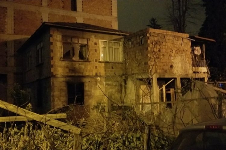 Doğduğu evin yandığını görünce kalp krizi geçirdi