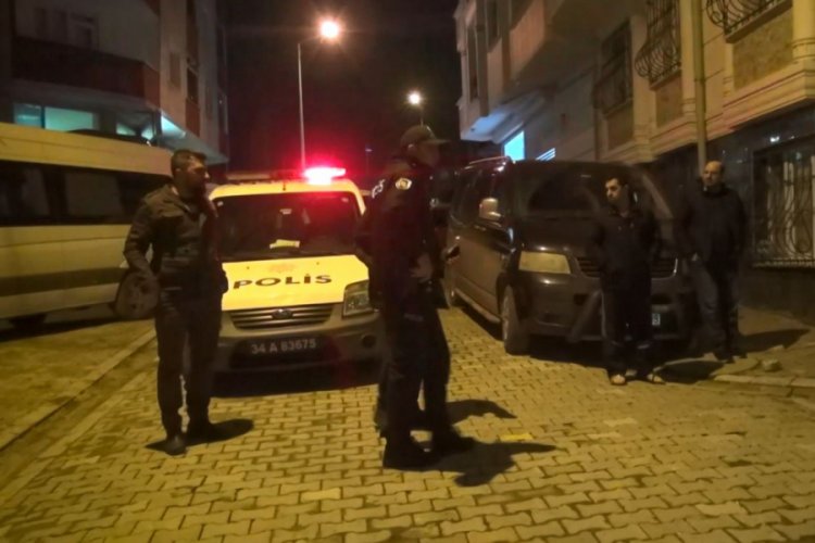 Yaraladıkları kişiyi otomobilin bagajına koyup kaçtılar
