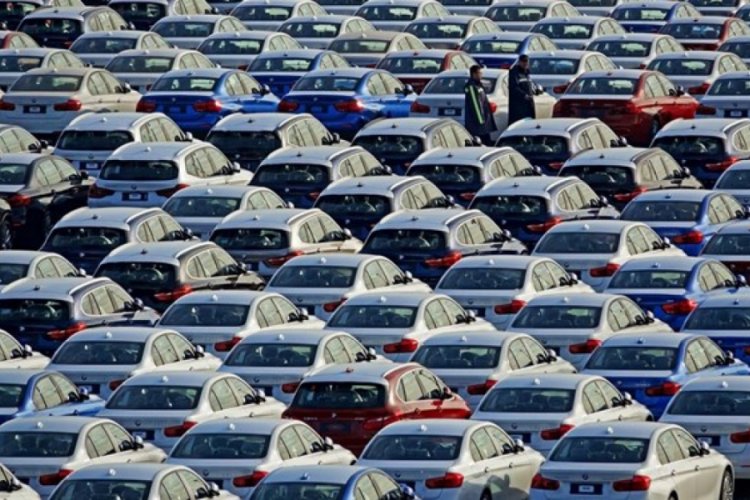 Çin'de otomobil satışları yüzde 92 düştü