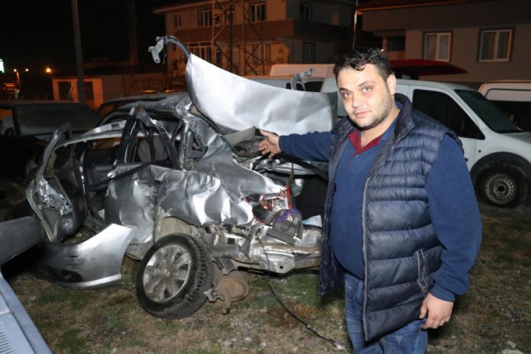 Yolcu otobüsü ile otomobil çarpıştı, aynı aileden 3 ölü, 1 yaralı