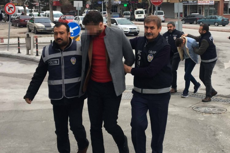 Gelin arabalı soyguncular, çaldıkları altın ve parayı gömmüş