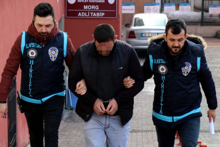 Sadaka kutusu hırsızı yakalandı