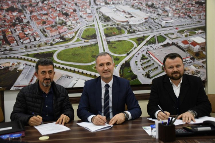 Bursa İnegöl Belediyesi kadrolu işçilerle yeni sözleşme imzaladı