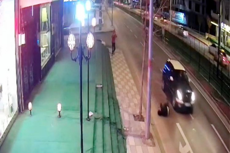 'Para için lüks araçların önüne atlıyorlar' iddiasıyla ilgili açıklama