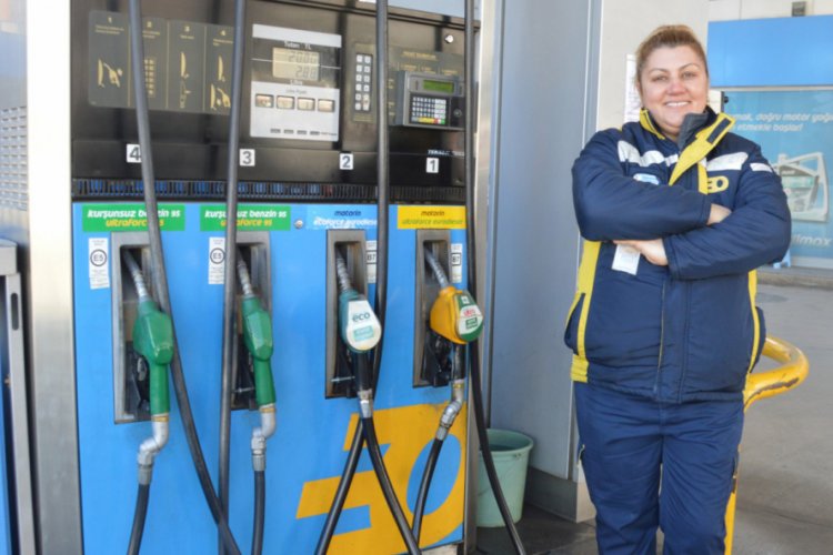 Bursa'da pompaya kadın el değdi