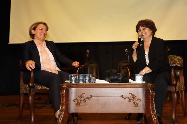 Ayşenur Arslan Ve Ayşe Sucu Bursalı kadınlarla buluştu