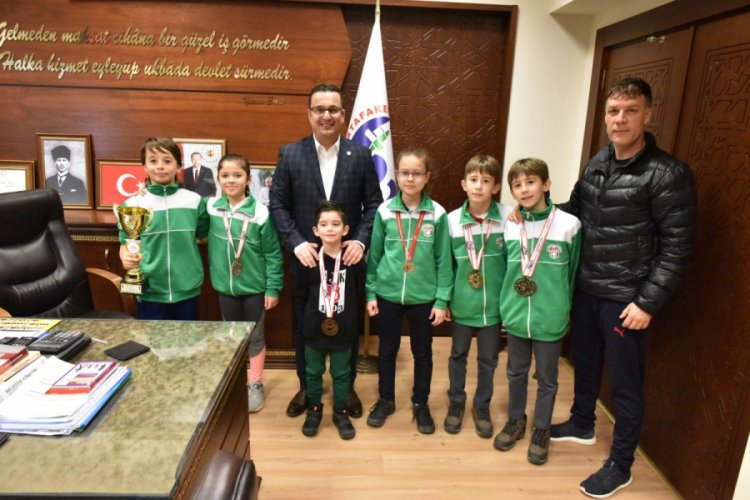 Bursa Mustafakemalpaşa Belediye Başkanı Kanar: ''Sporda da marka olacağız''