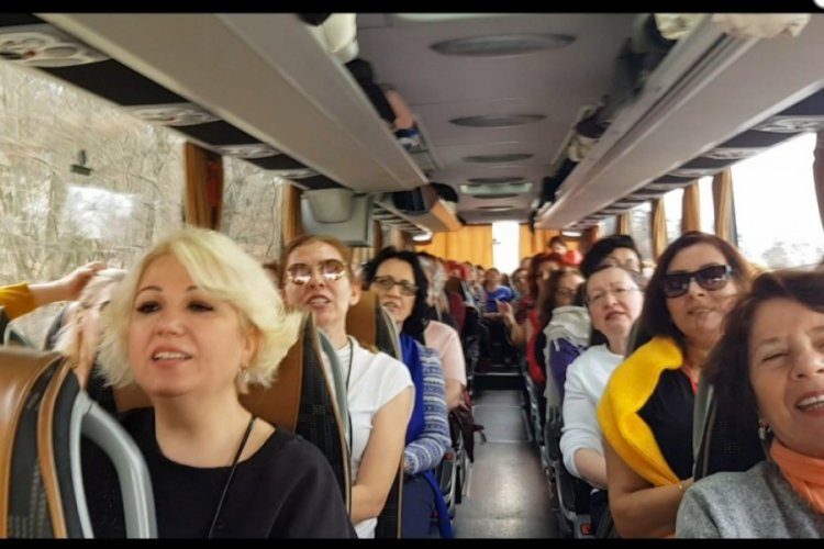 Bursa Nilüfer Kadın Korosu'ndan koronavirüs şarkısı