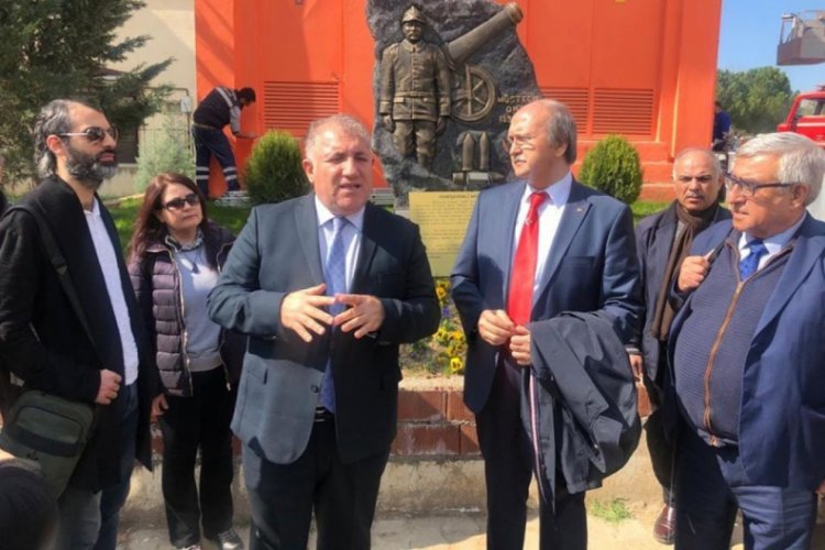 Tek mermi ile Fransız denizaltısı ve 28 askerini teslim almıştı... Bursa'da o kahramana vefa