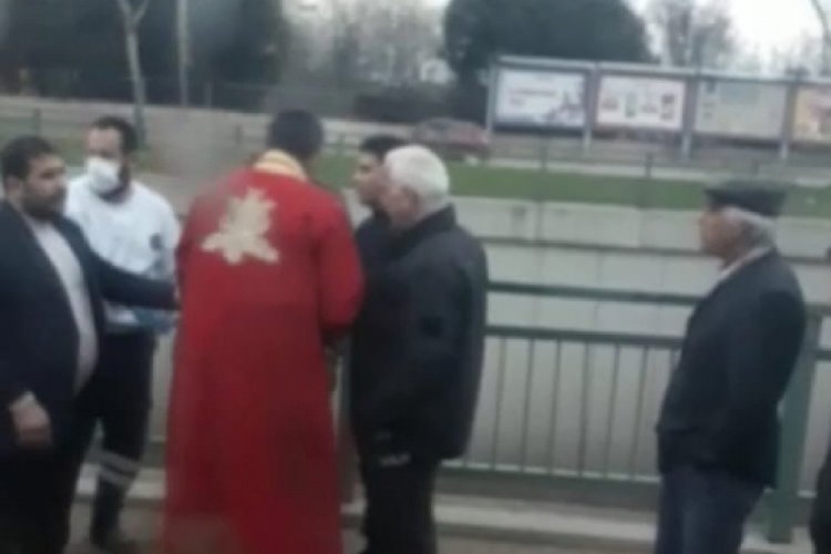 Bursa'da intihar girişiminde bulunan seyyar satıcıyı mehterbaşı kurtardı