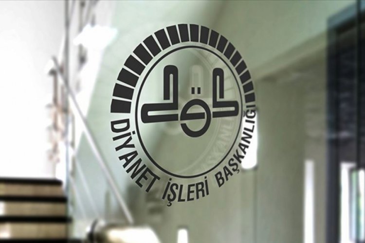 Diyanet, umreden dönenlere corona virüse karşı broşür dağıttı