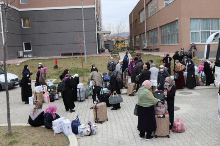 Isparta'da umreden dönen 180 kişi yurda yerleştirildi