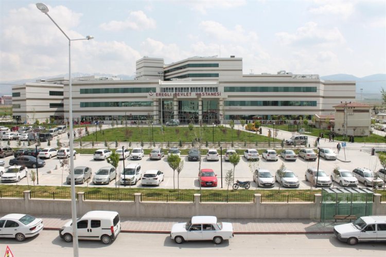 Almanya'dan gelen yaşlı kadın gözlem altına alındı