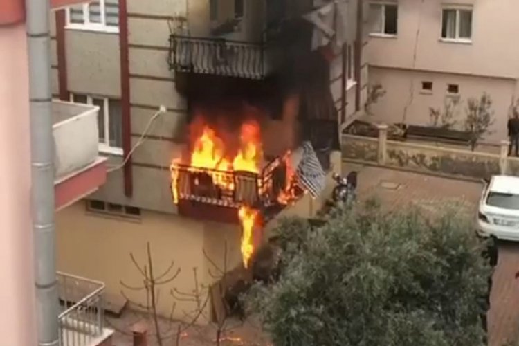 Balkon bir anda alev topuna döndü