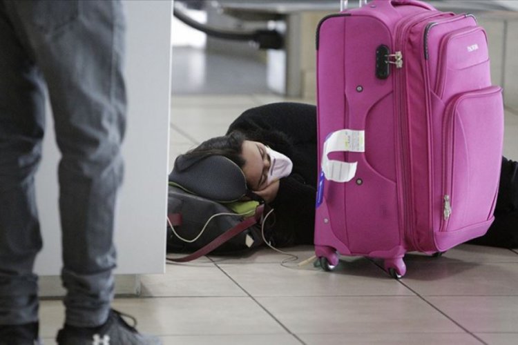Panama'daki festivale katılan turistler Kovid-19 nedeniyle ülkeden çıkamıyor
