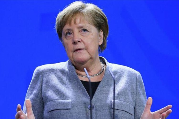 Merkel: ''Hastanelerimizin de kapasitesi aşırı derecede zorlanmaktadır''