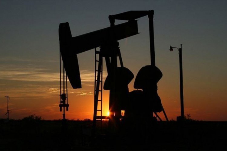 Azerbaycan'da 60 milyon ton rezerve sahip petrol yatağı bulundu