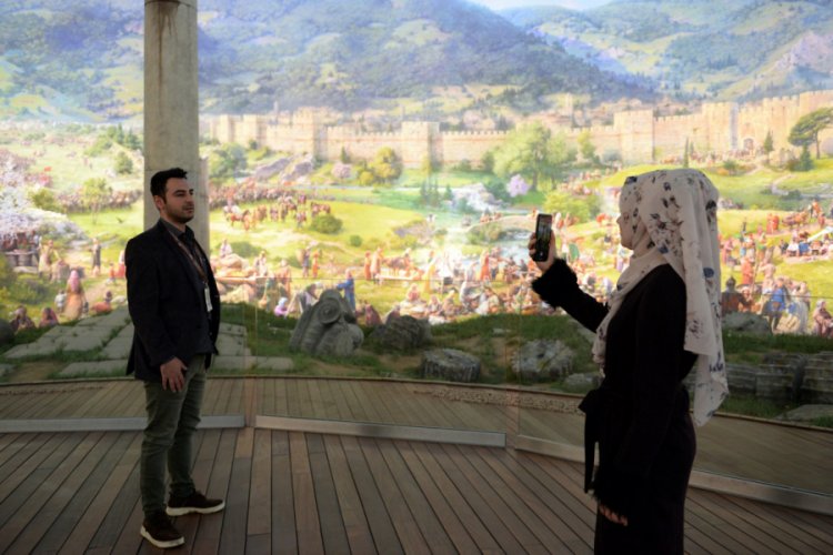 Bursa'da tarih yolculuğuna korona engel değil