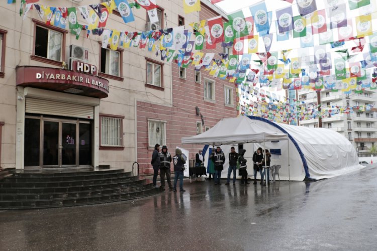 HDP önündeki eylemde 205'inci gün