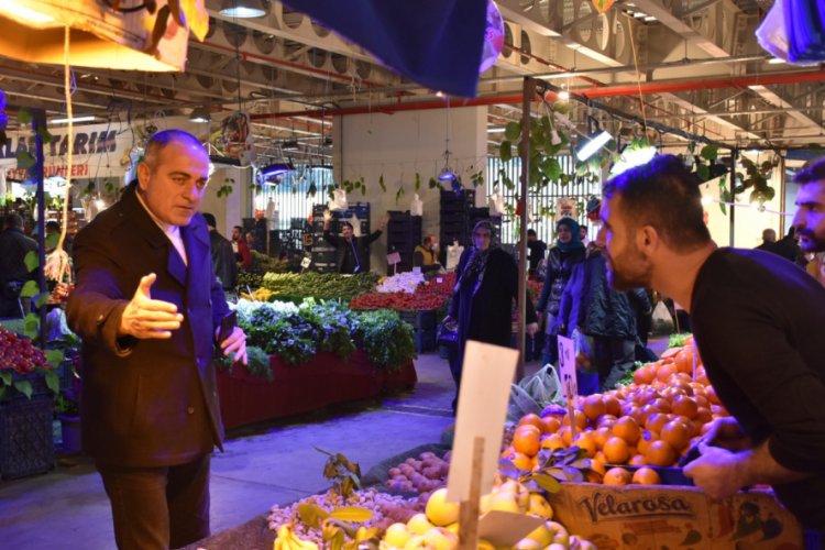 Bursa Gemlik Belediye Başkanı Sertaslan'dan kapalı pazar denetimi
