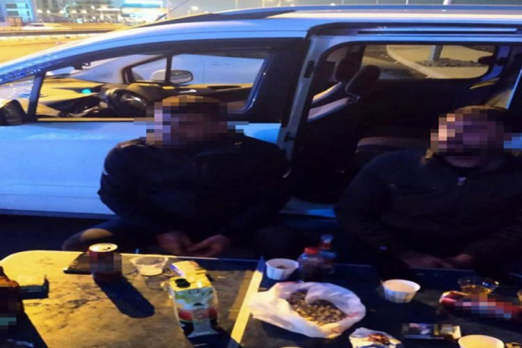 Sosyal izolasyon kurallarına uymayan 4 kişiye para cezası