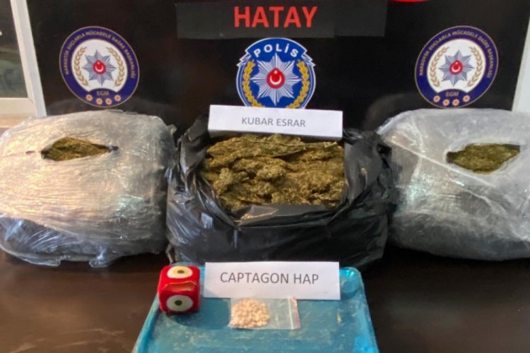 Kamyonetteki portakal kasaları arasından uyuşturucu çıktı