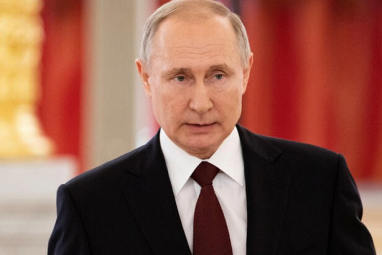 Putin'in konuşmasının ardından Rus rublesi düşüşe geçti