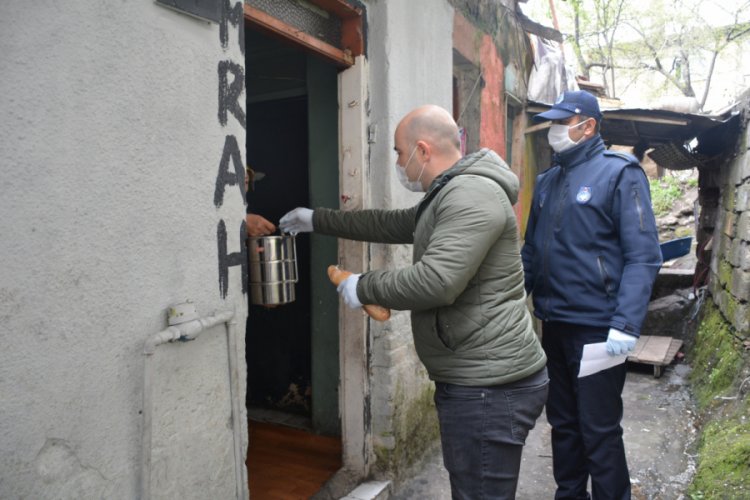 Zonguldak'ta ihtiyaç sahiplerine sıcak yemek verilmeye başlandı