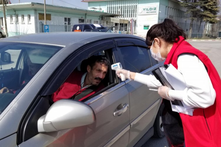 Kütahya'ya giriş ve çıkışlarda koronavirüs tedbiri için ateş ölçümü